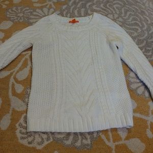 White cable knit sweater